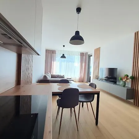 Appartement Modern With Garage Parking