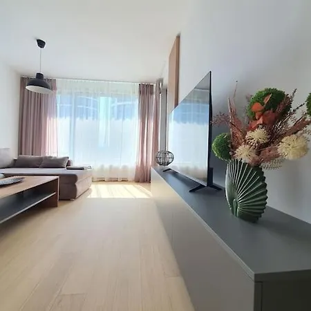 Appartement Modern With Garage Parking *